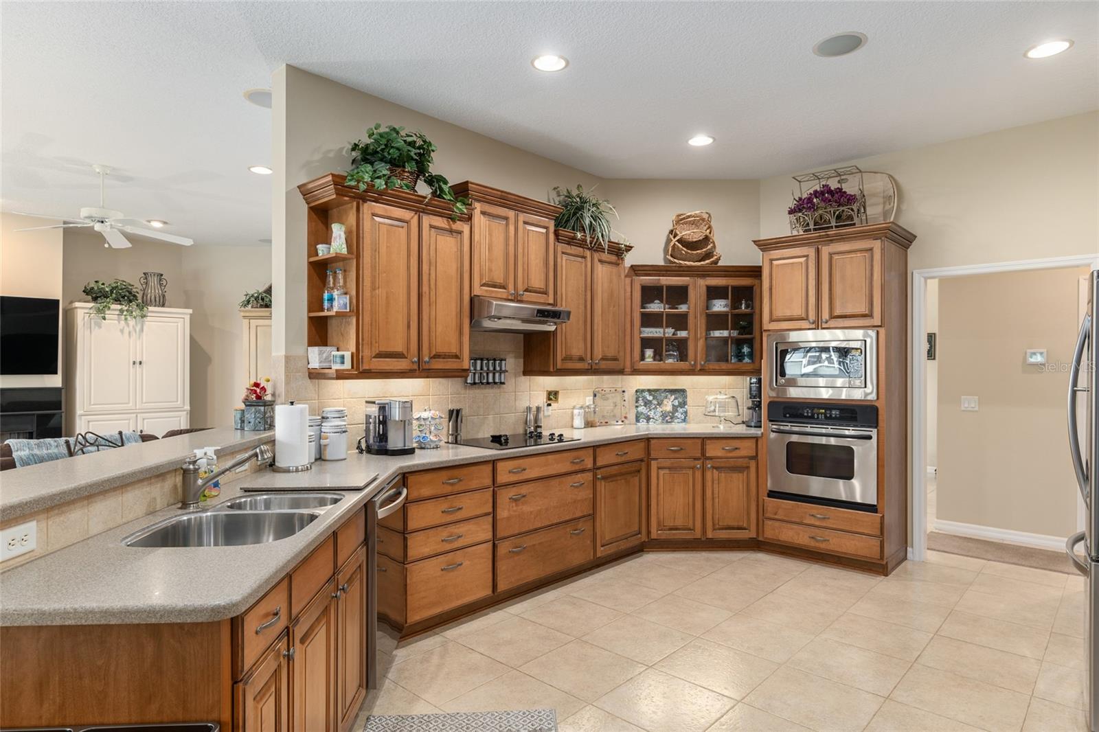 3051 SW 41ST PL — photo 18