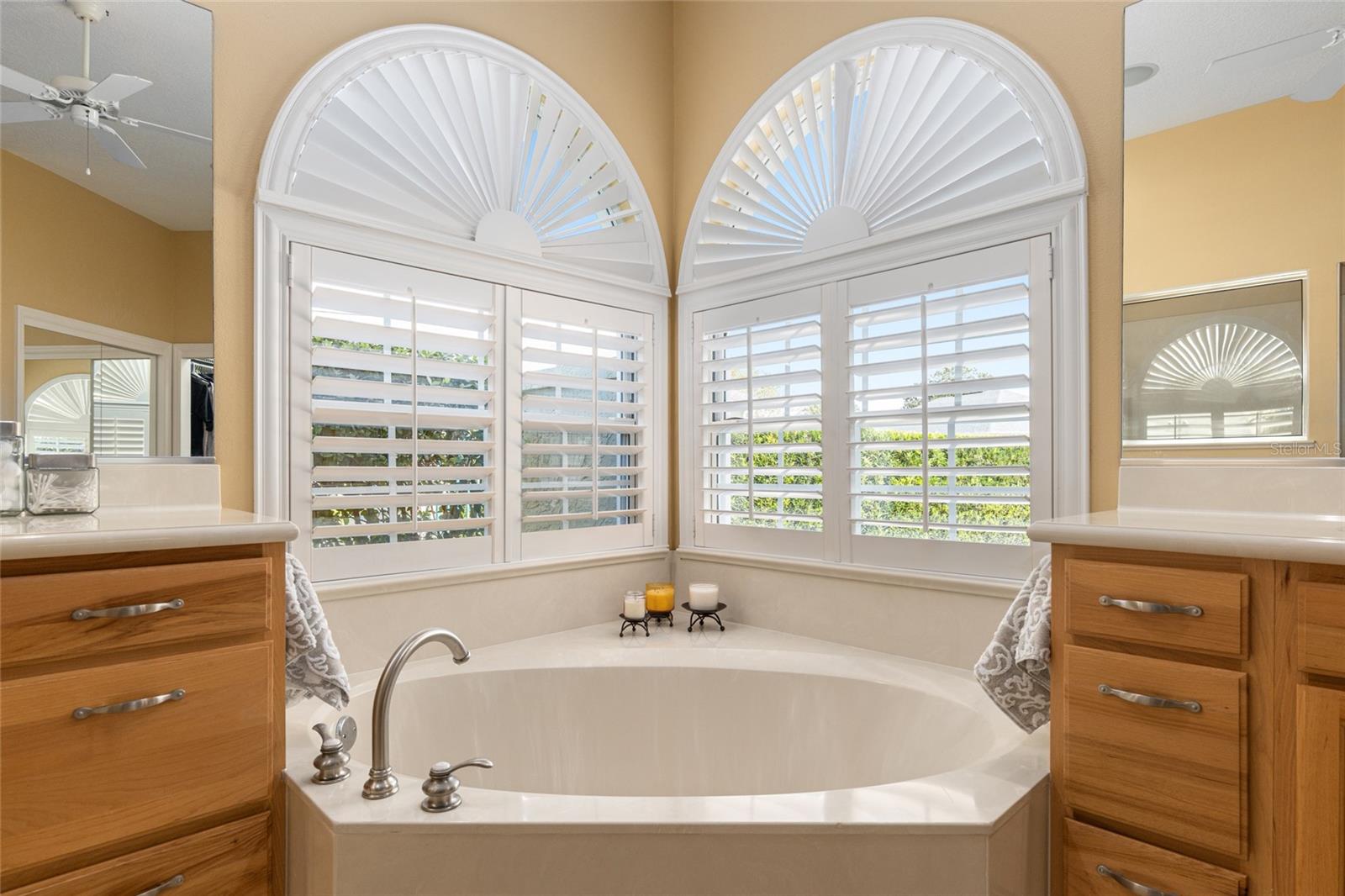 3051 SW 41ST PL — photo 38