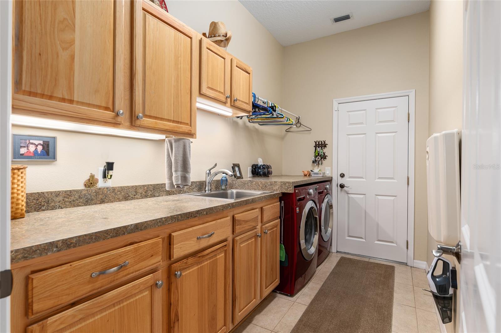 3051 SW 41ST PL — photo 25