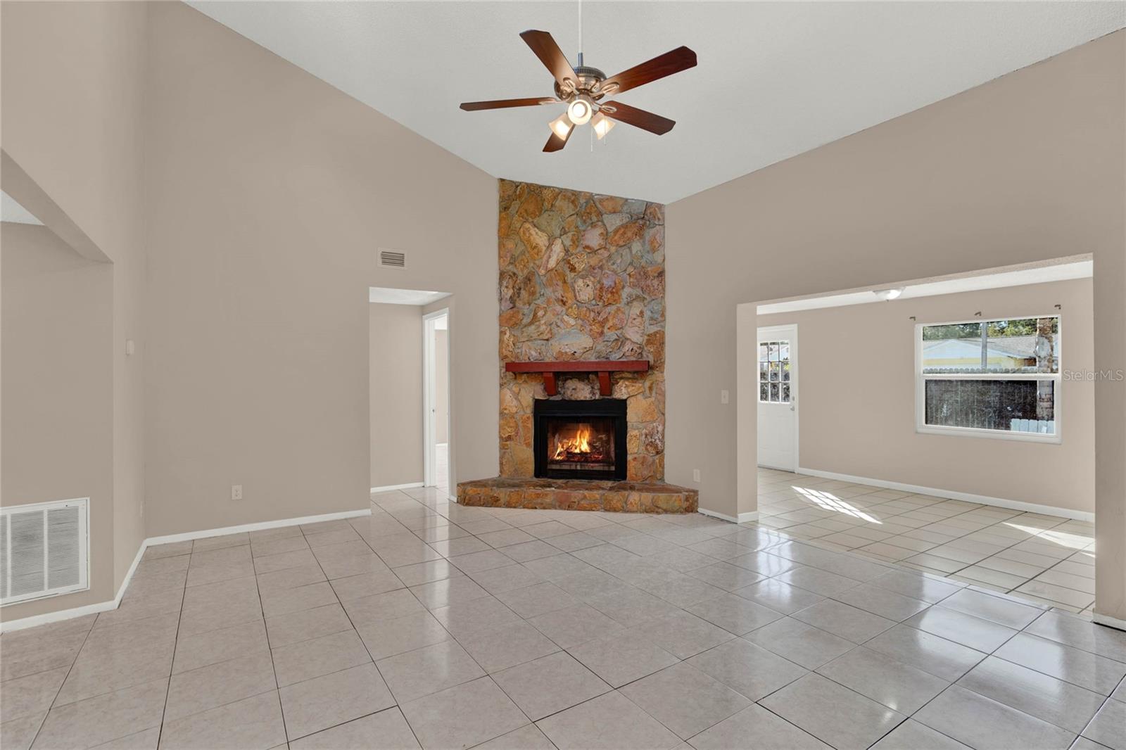 8201 DOWNFIELD LN — photo 3