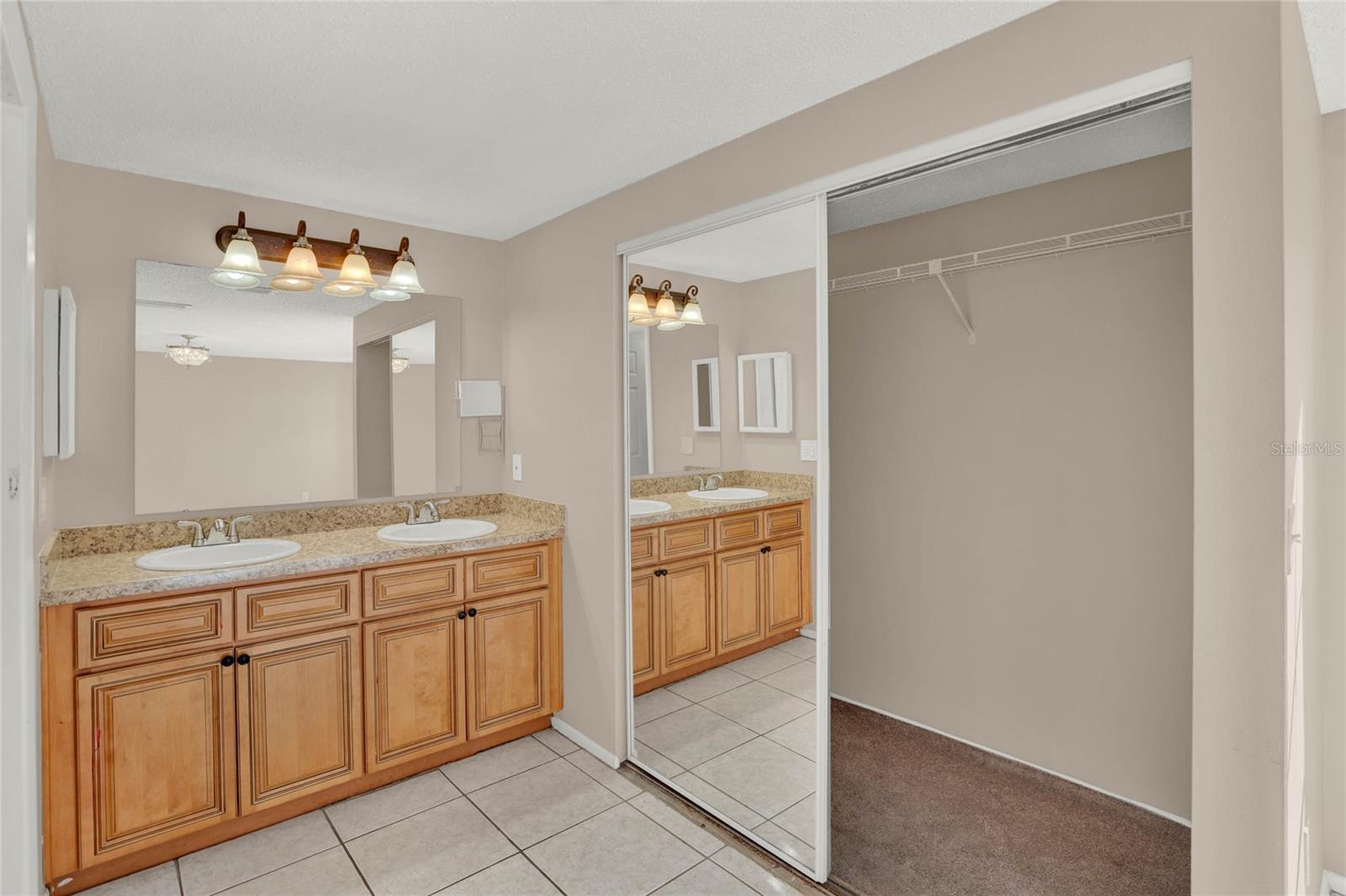 8201 DOWNFIELD LN — photo 8