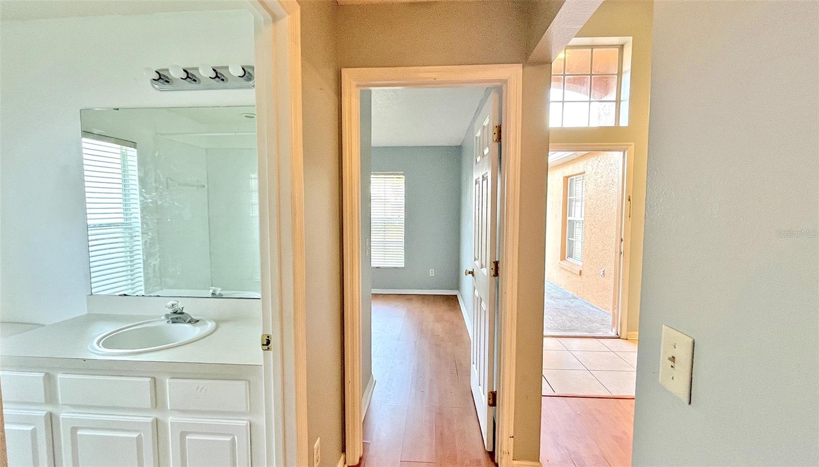 113 CELLO ST — photo 16