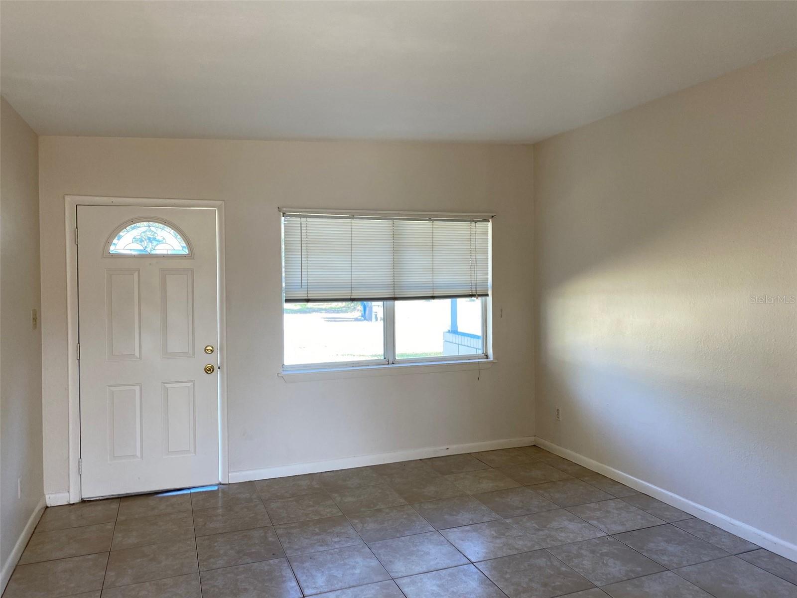 1105 BRIARWOOD RD — photo 4