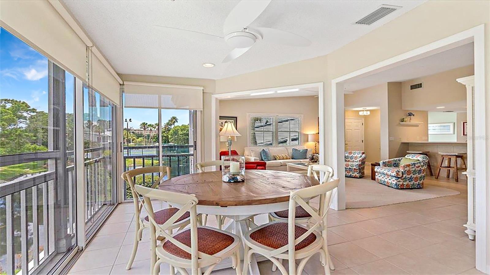 Home in SARASOTA — photo 2