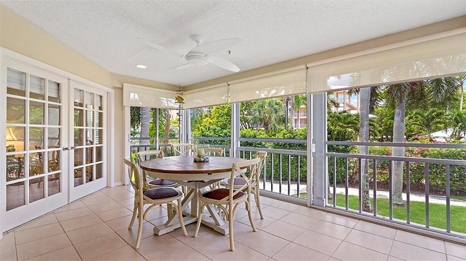 Home in SARASOTA — photo 11