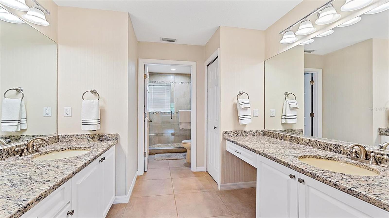 Home in SARASOTA — photo 14