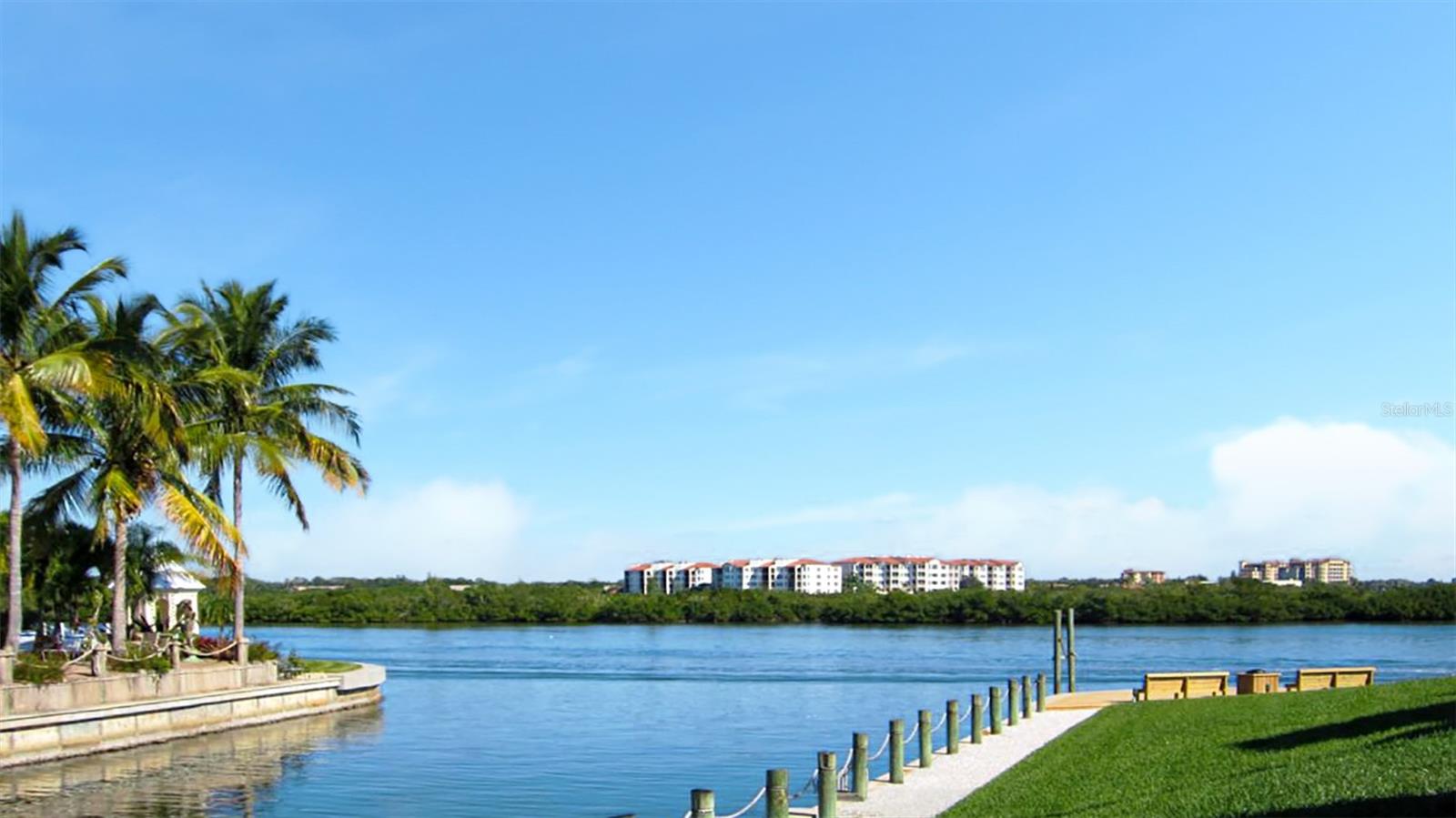 1351 SIESTA BAYSIDE DR #1351-D — photo 2