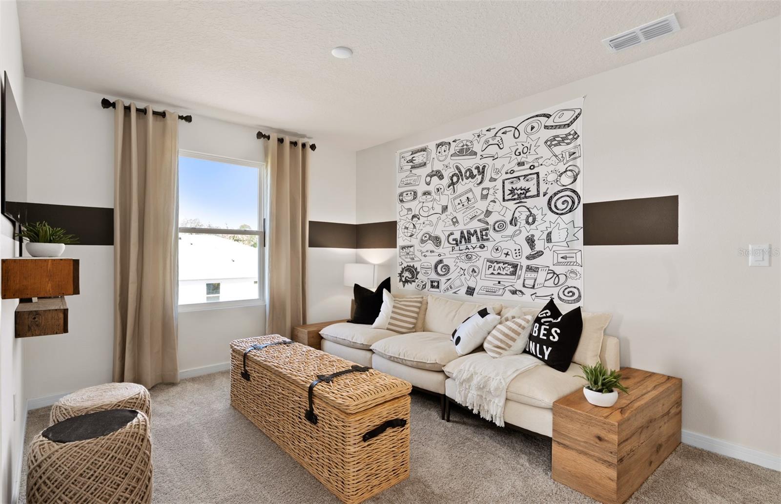2118 CHARMING AVE — photo 16