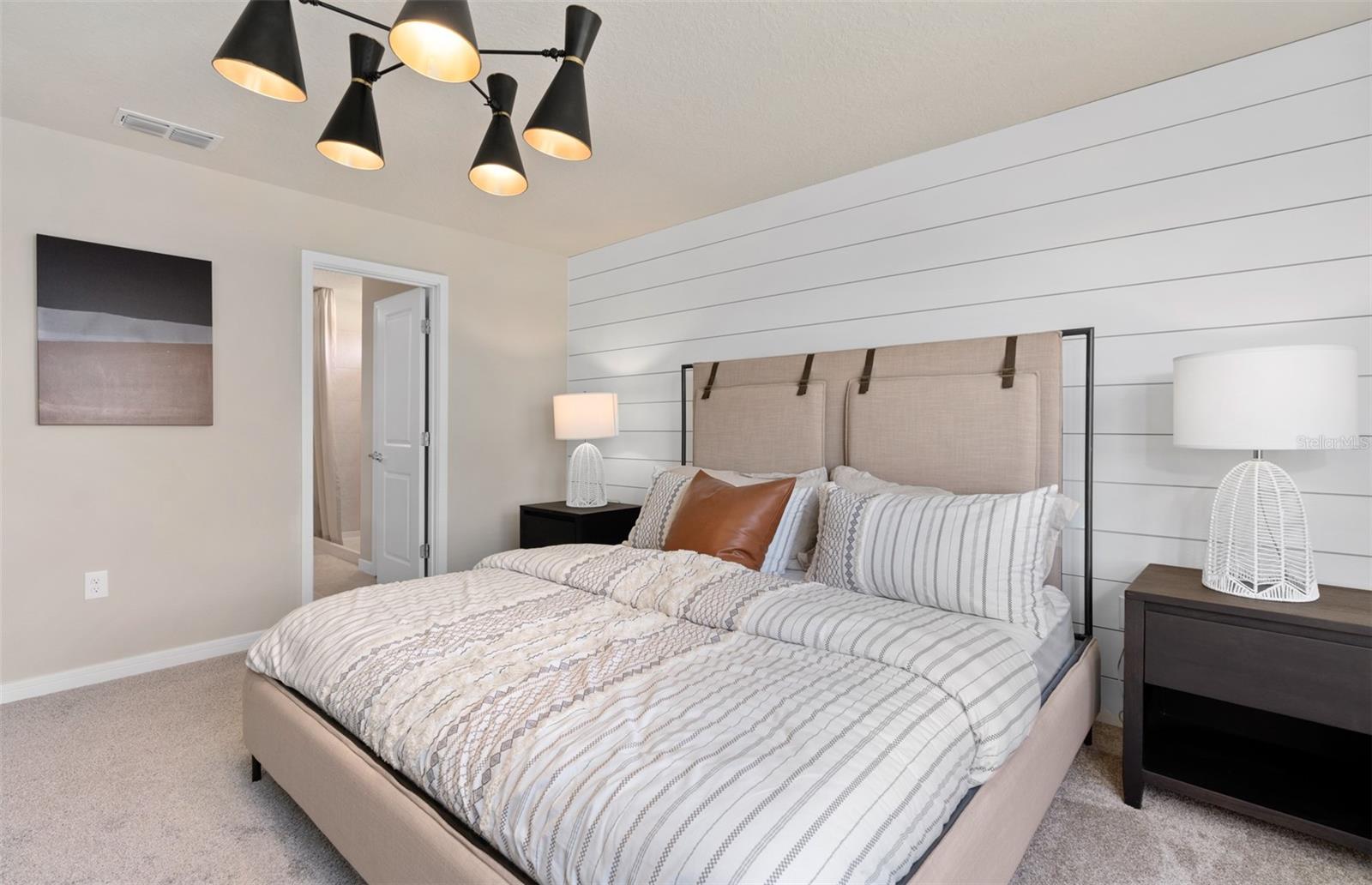 2118 CHARMING AVE — photo 25