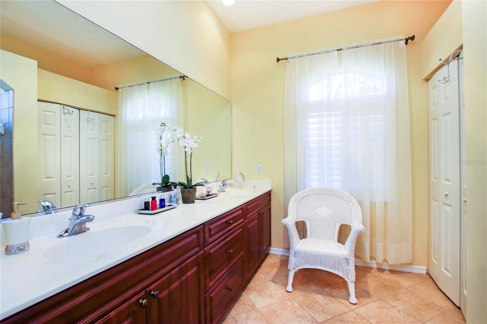 2525 JASMINE WAY — photo 35