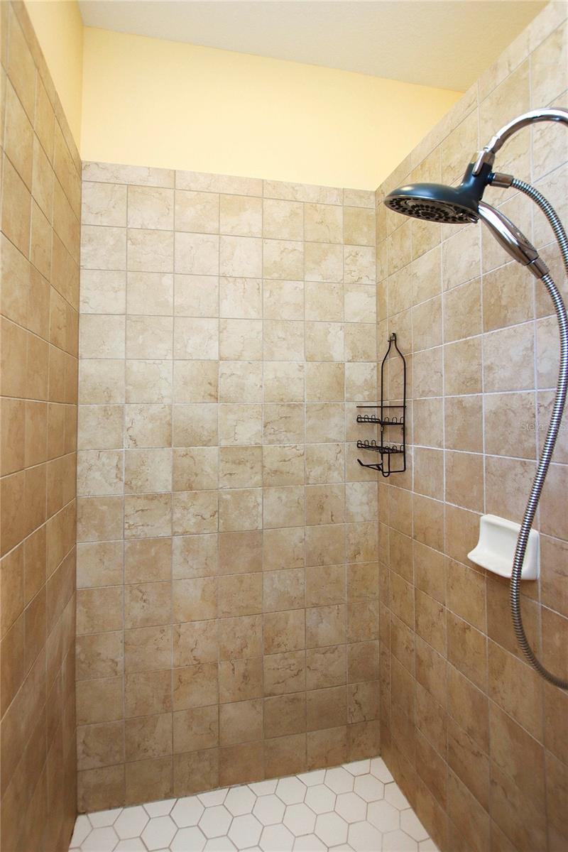 2525 JASMINE WAY — photo 36