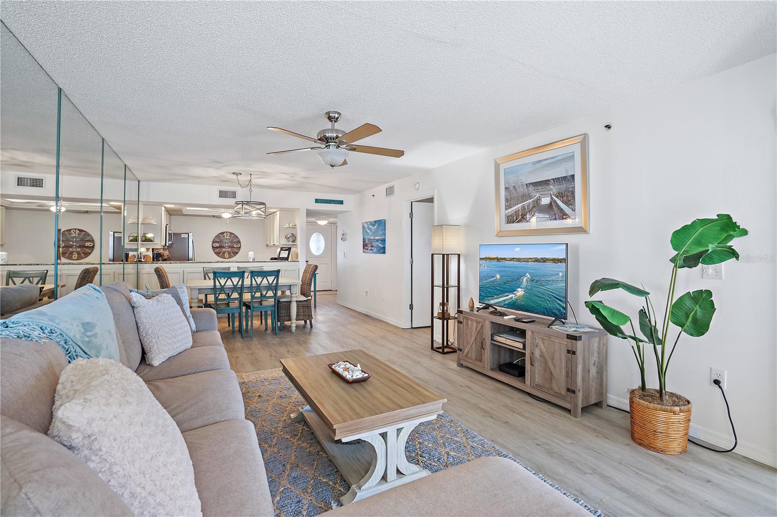 1374 SIESTA BAYSIDE DR #1374-D — photo 9