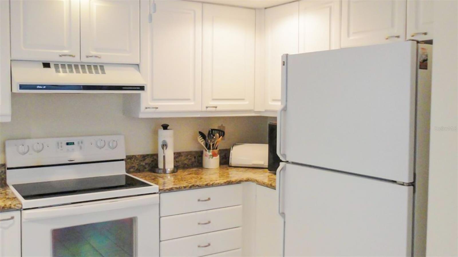 1318 SIESTA BAYSIDE DR #C — photo 8