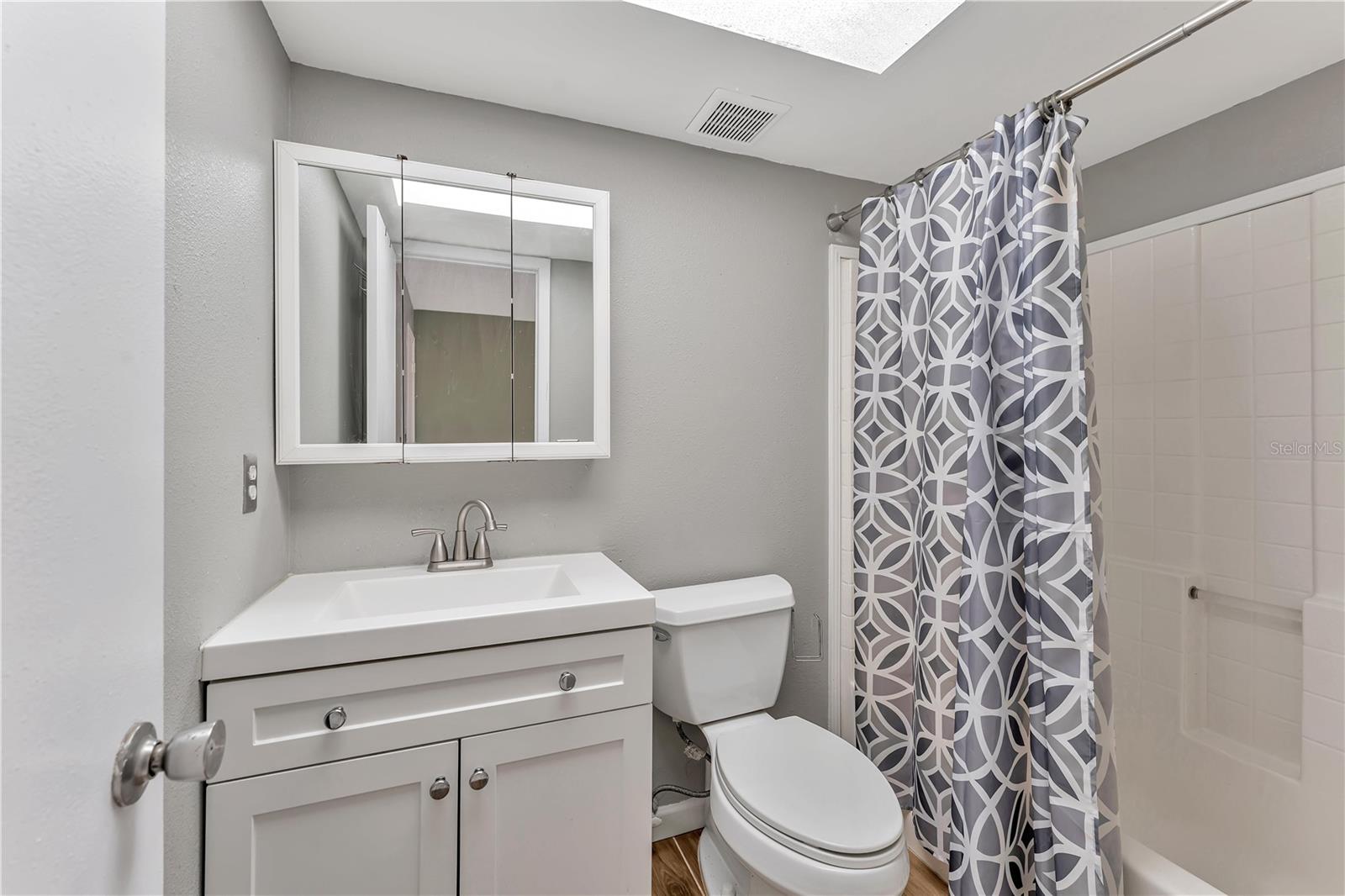 604 MURPHY RD — photo 11