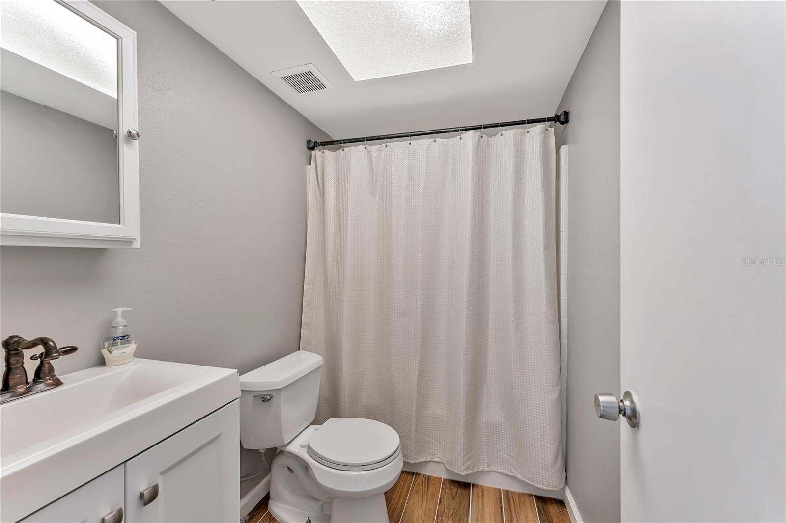 604 MURPHY RD — photo 10