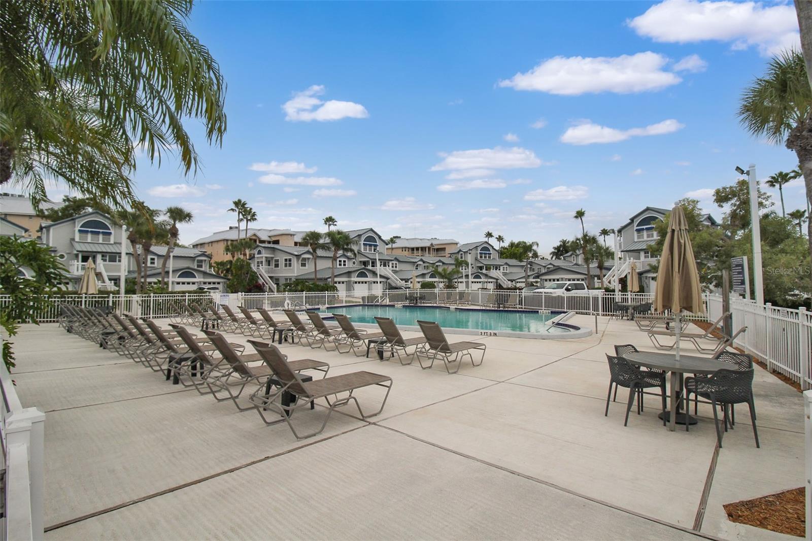 1339 SIESTA BAYSIDE DR #1339-C — photo 2