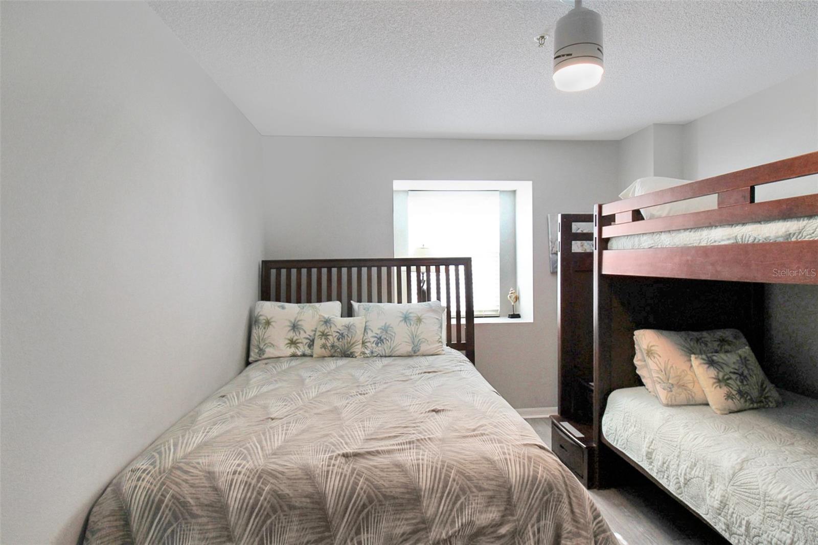 1389 SIESTA BAYSIDE DR #1389-F — photo 34