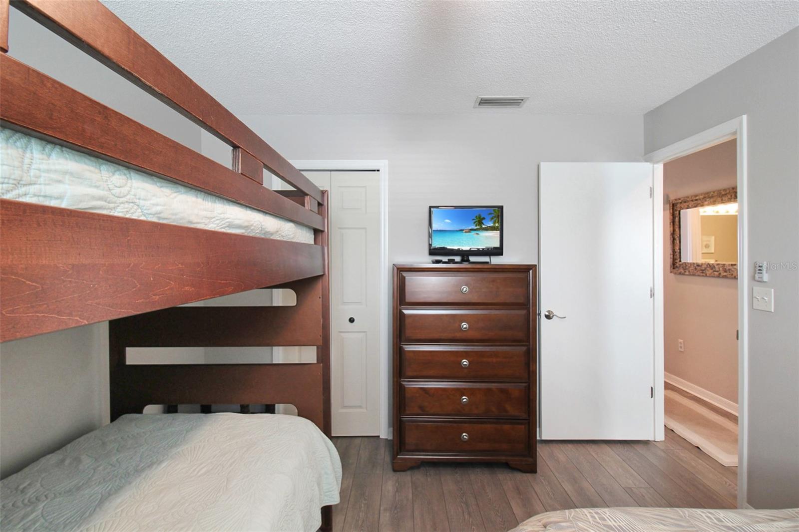 1389 SIESTA BAYSIDE DR #1389-F — photo 35
