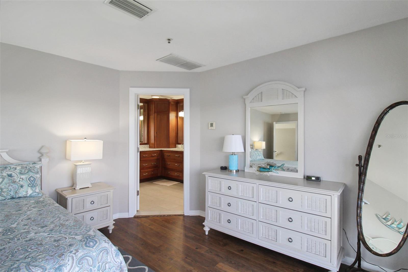 1389 SIESTA BAYSIDE DR #1389-F — photo 48