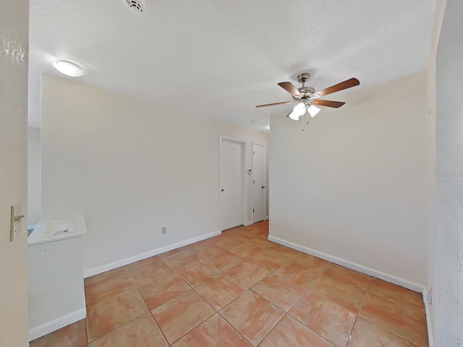 1750 MONTANA AVE NE — photo 17