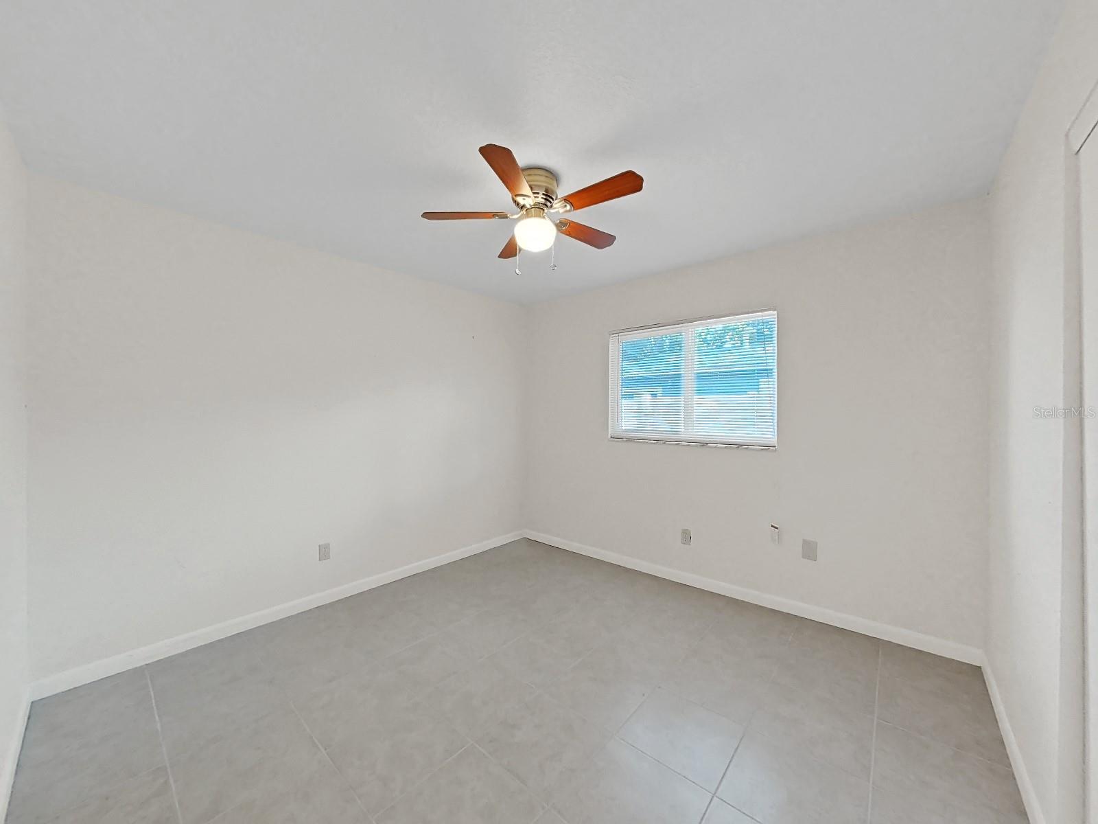 1750 MONTANA AVE NE — photo 19