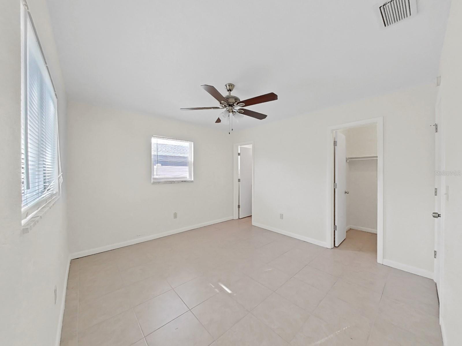1750 MONTANA AVE NE — photo 23