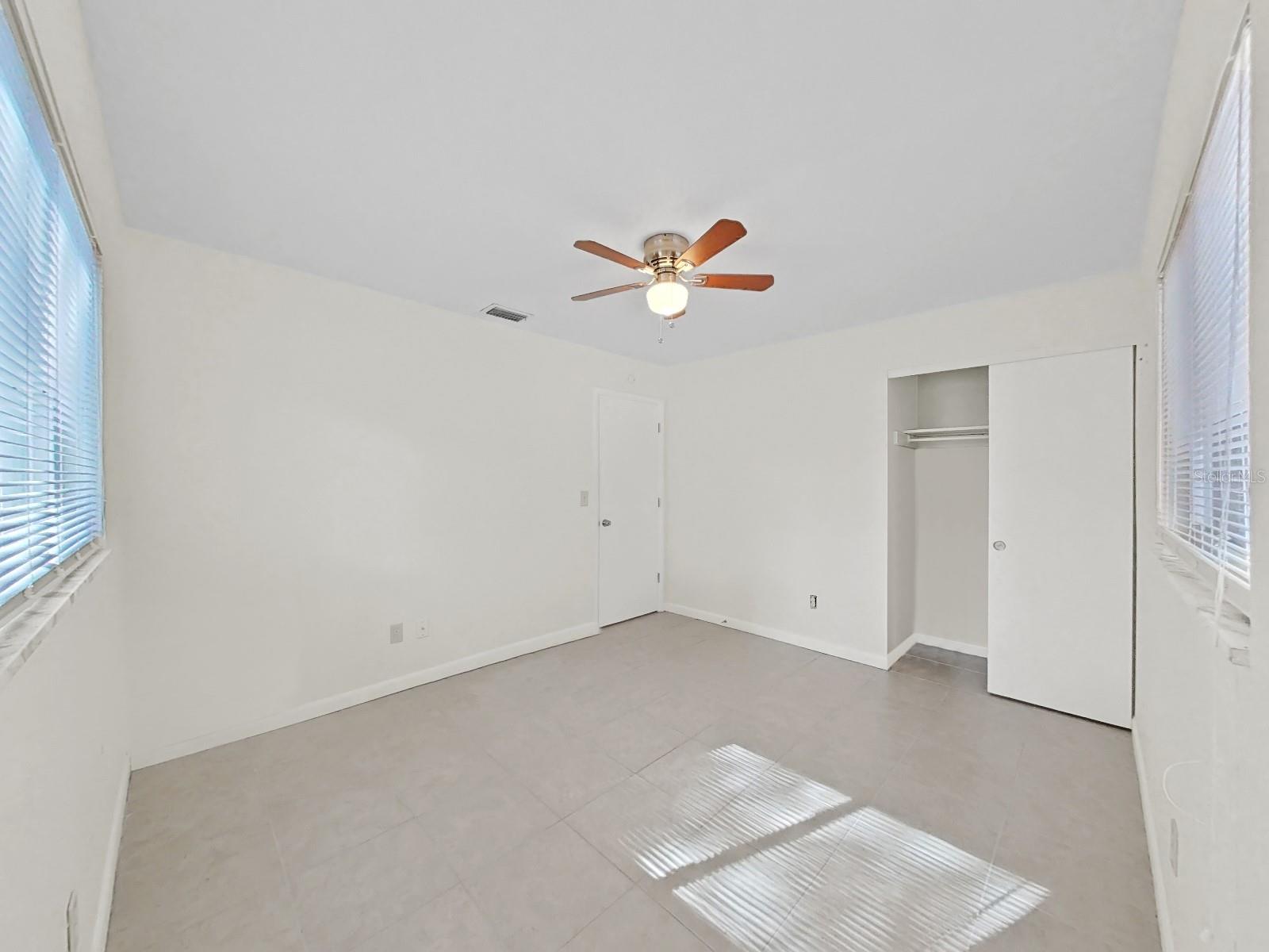 1750 MONTANA AVE NE — photo 28