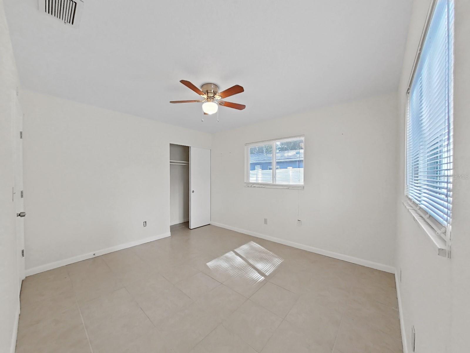 1750 MONTANA AVE NE — photo 29