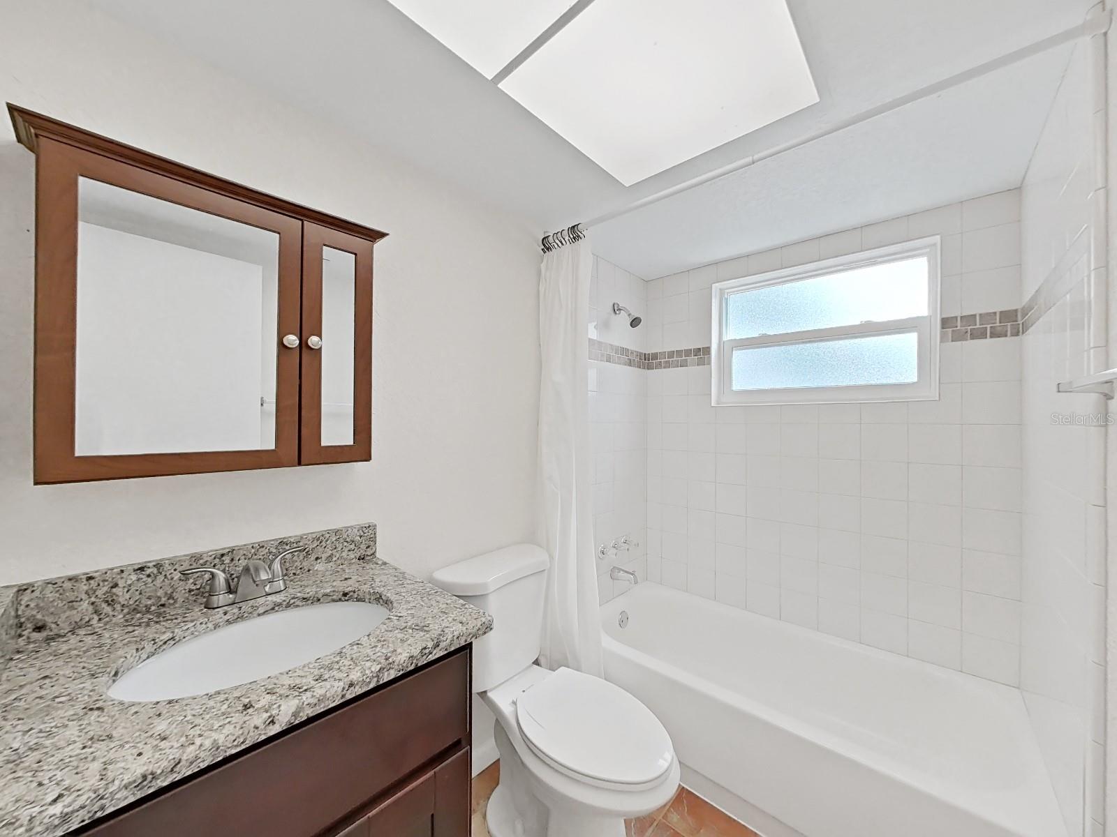 1750 MONTANA AVE NE — photo 30