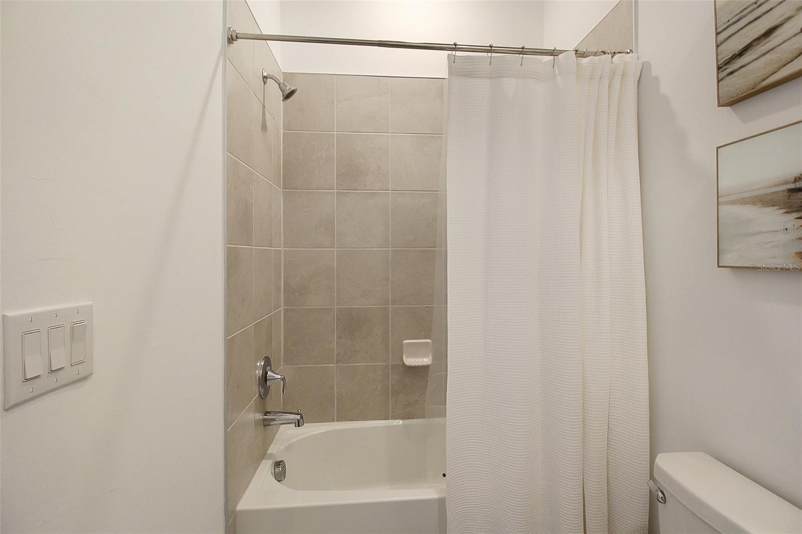 5236 BLUE CRUSH ST — photo 10