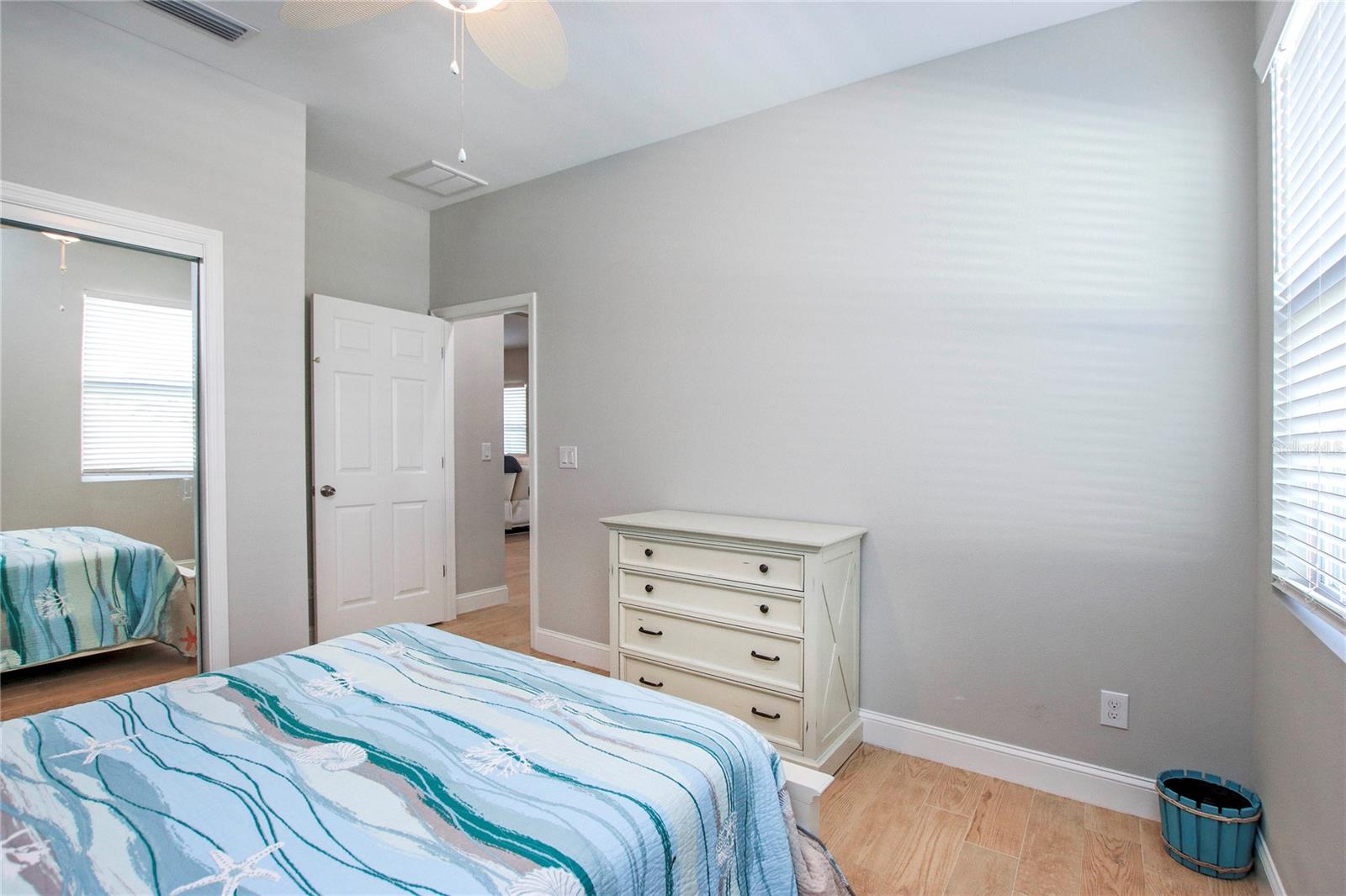 4446 BAYANO ST — photo 16
