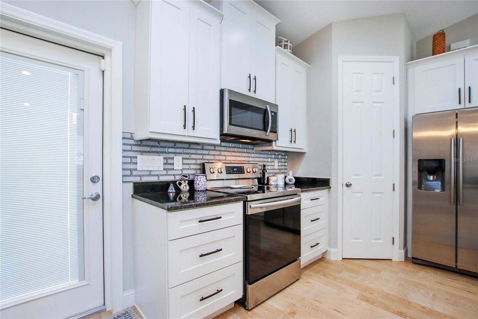 4446 BAYANO ST — photo 21