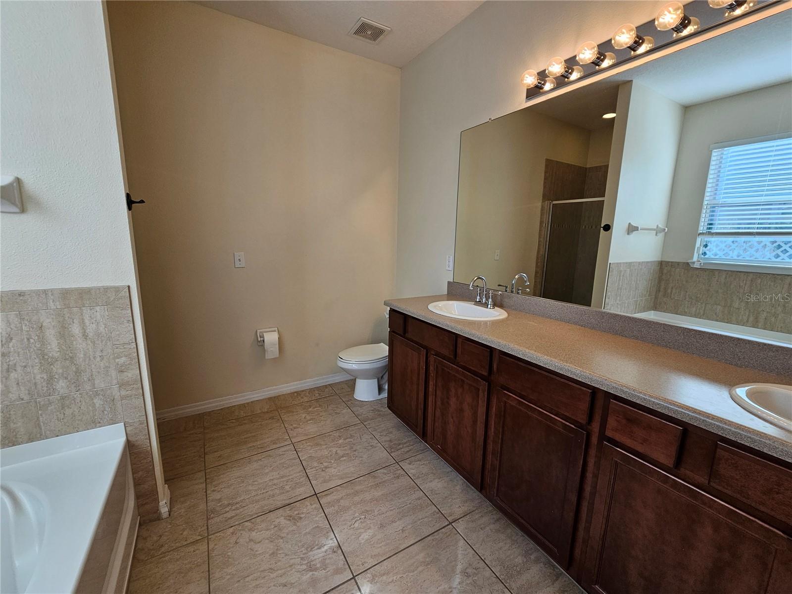4222 GRANITE GLEN LOOP — photo 18
