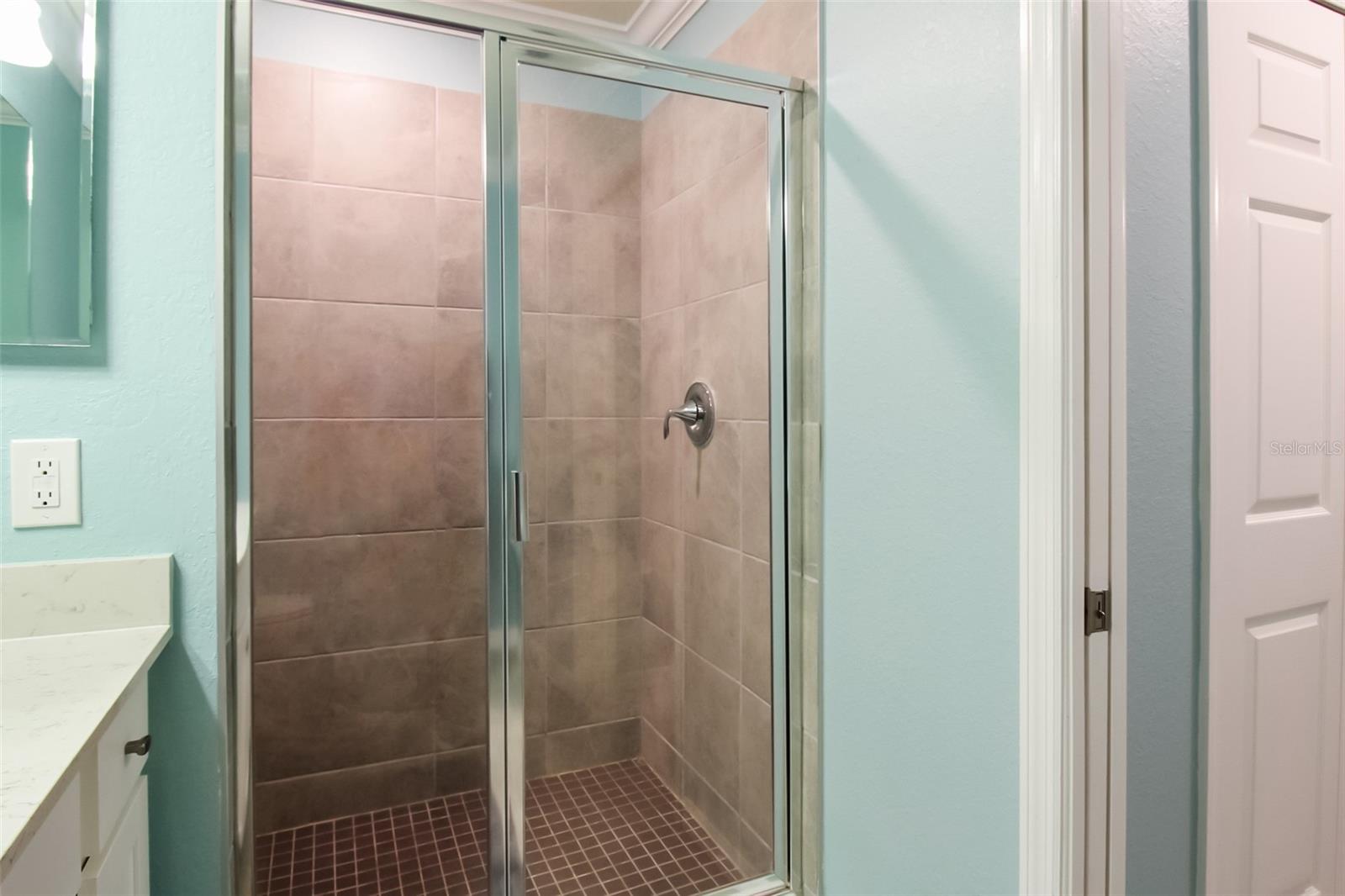 17810 GAWTHROP DR #207 — photo 15