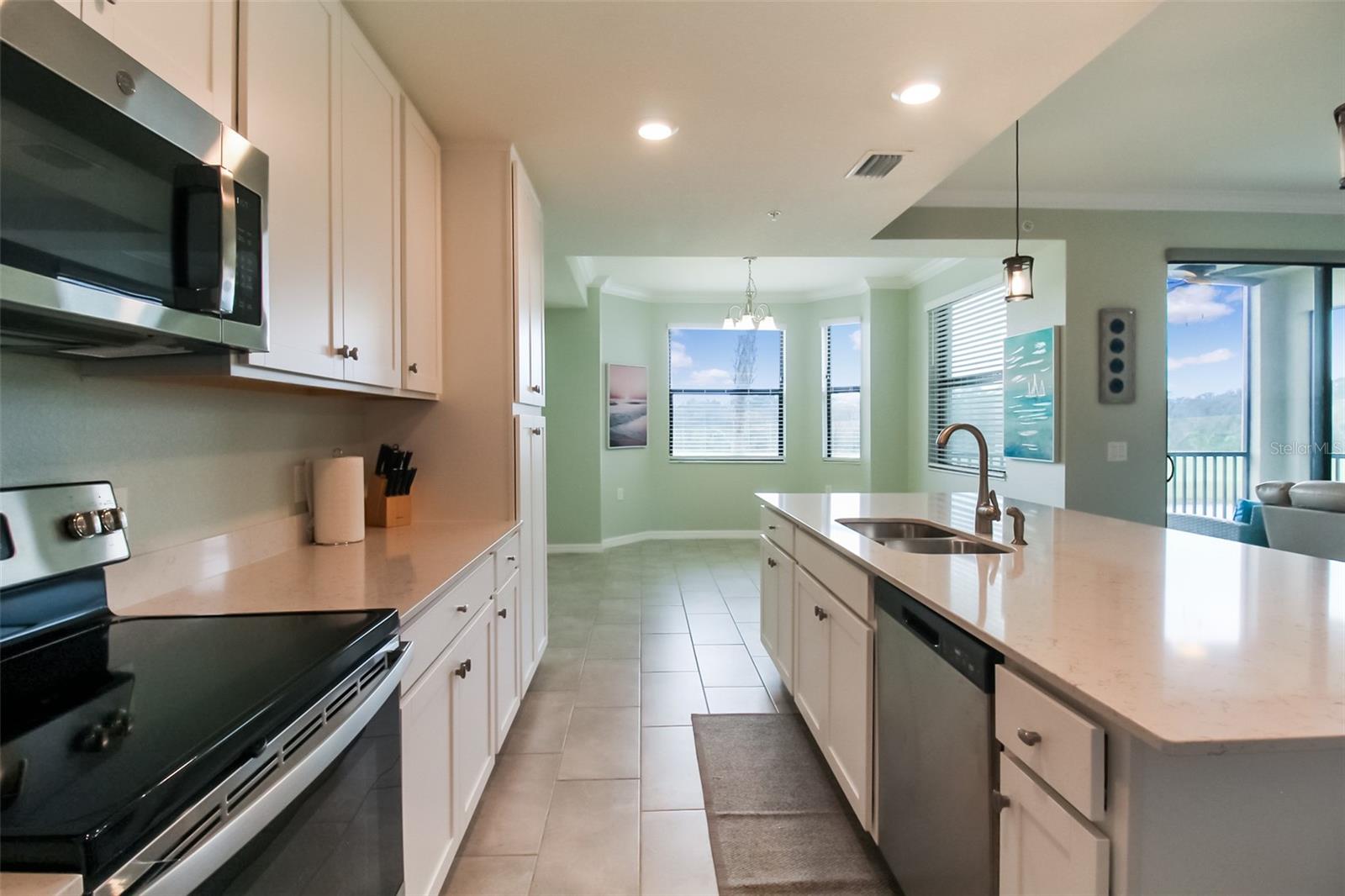17810 GAWTHROP DR #207 — photo 27