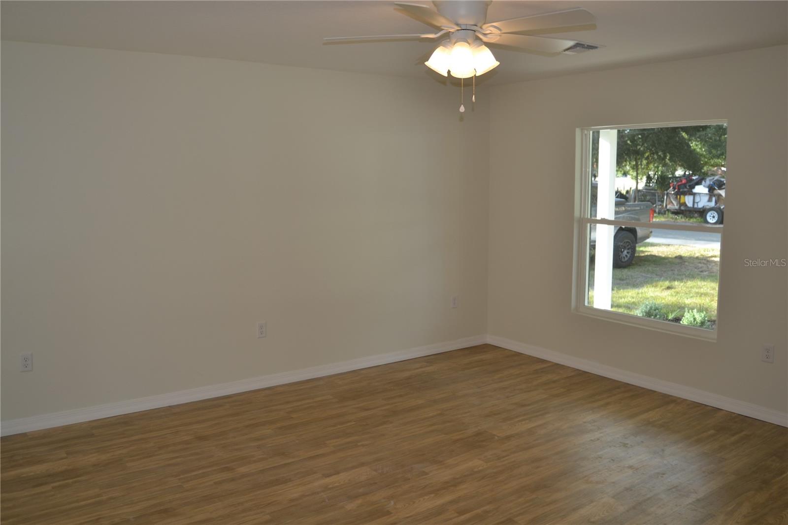 2847 EATON AVE — photo 4