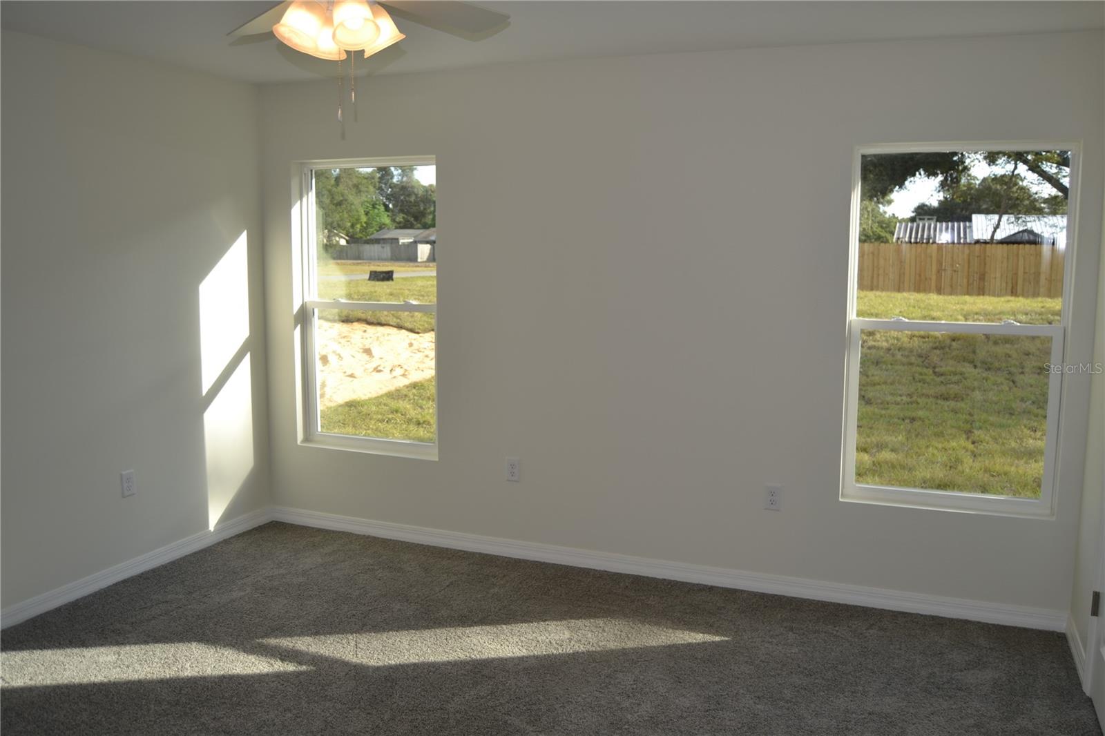 2847 EATON AVE — photo 10