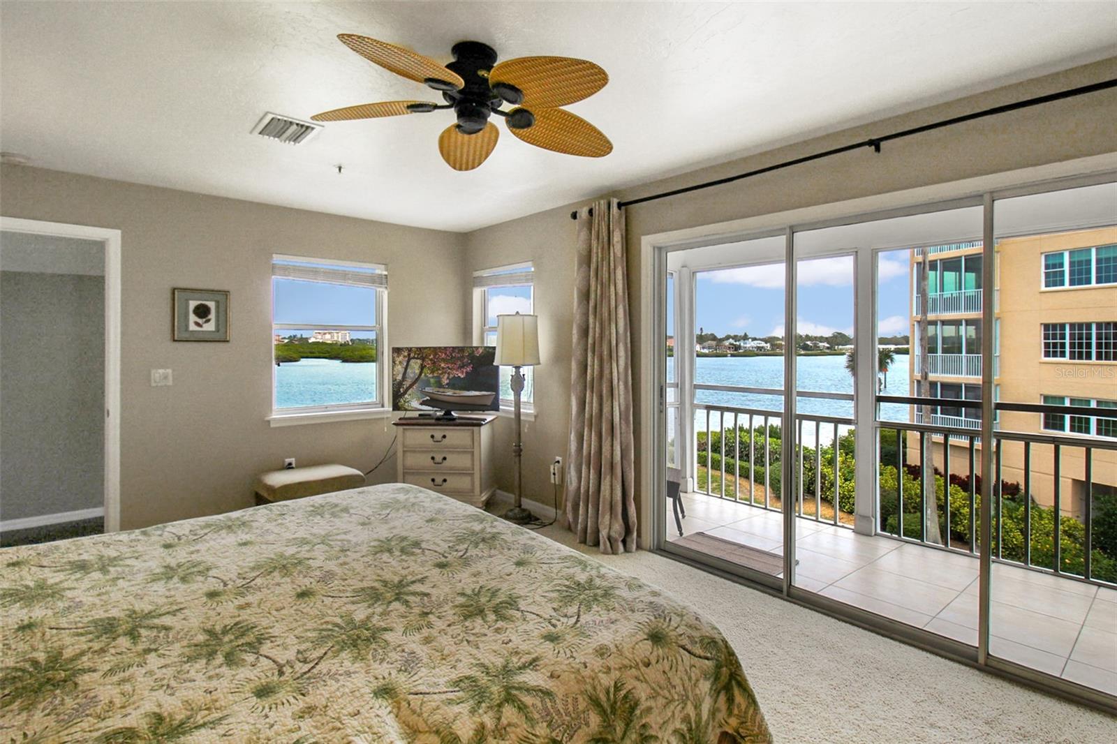 1366 SIESTA BAYSIDE DR #1366-F — photo 48