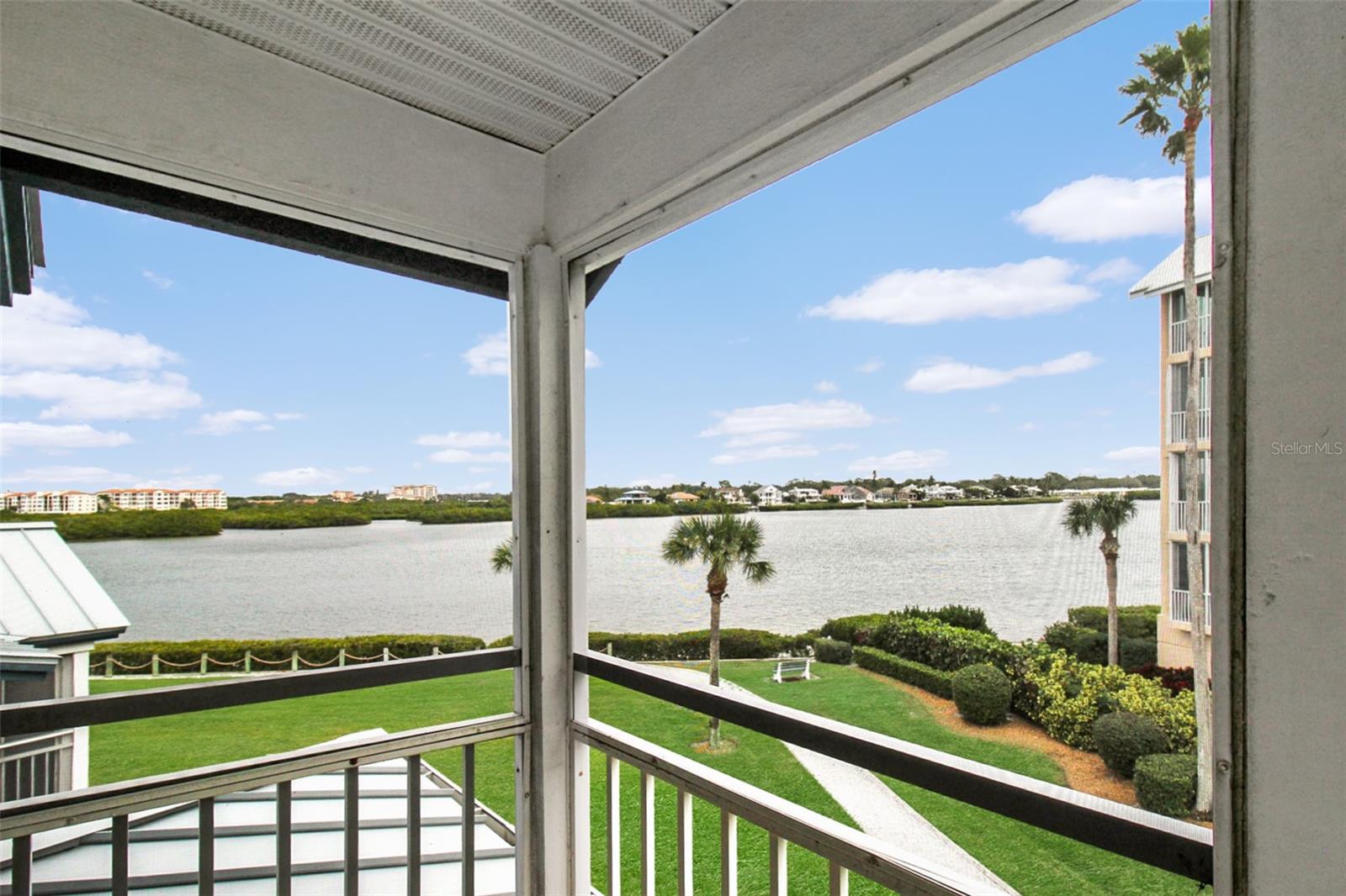 1366 SIESTA BAYSIDE DR #1366-F — photo 49