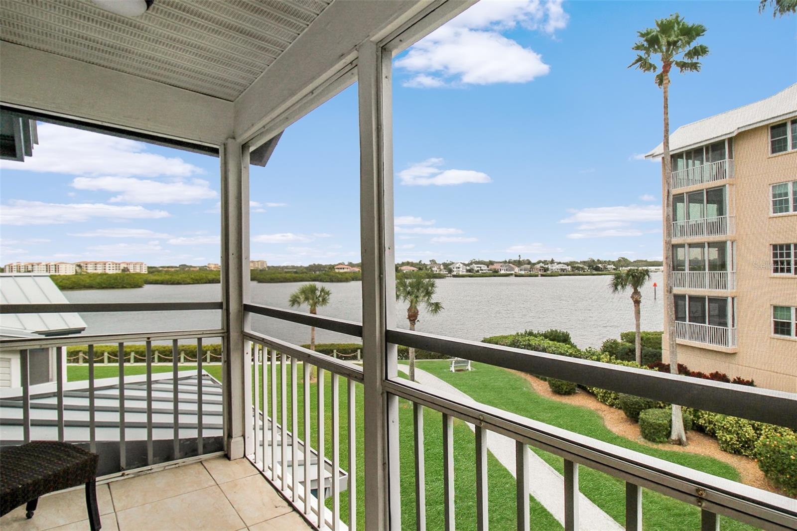 1366 SIESTA BAYSIDE DR #1366-F — photo 50