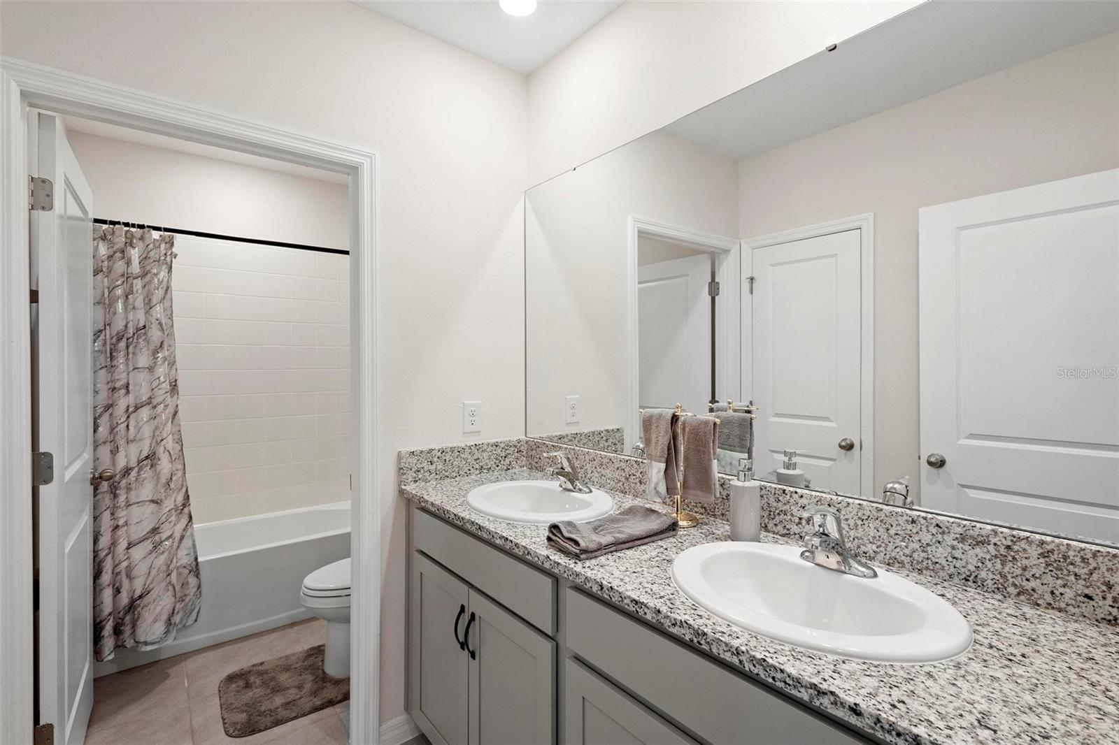 8953 SW 50TH TER — photo 38