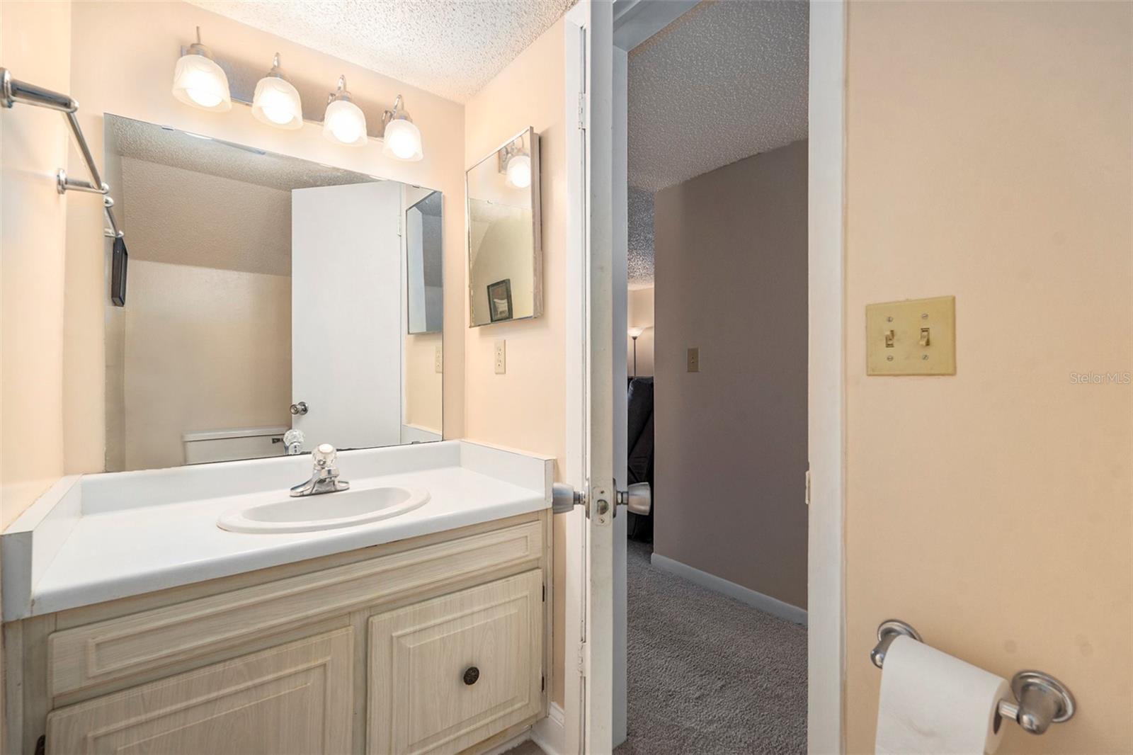 6311 NEWTOWN CIR #11B2 — photo 14