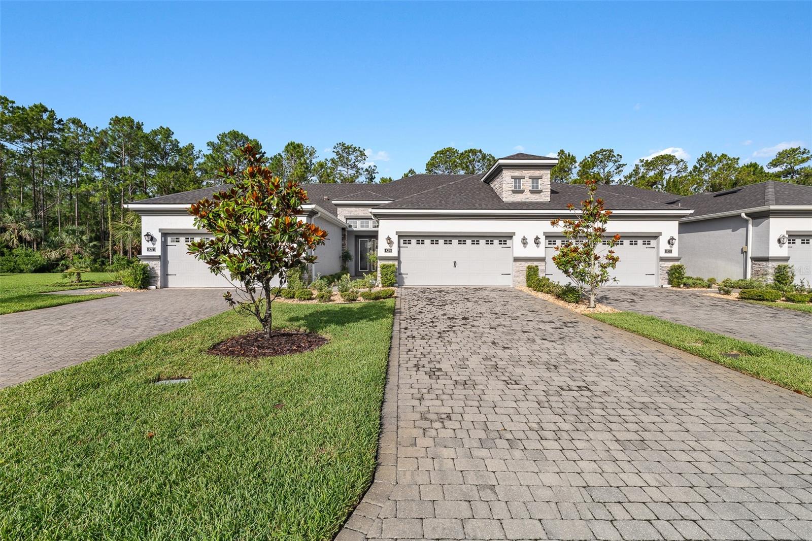 829 PINEWOOD DR photo