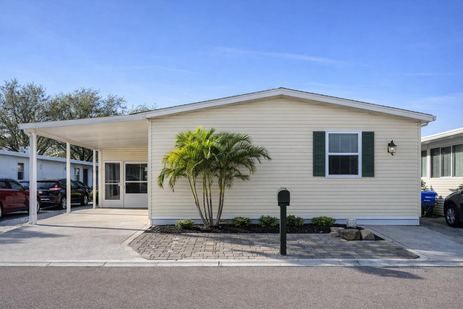 250 S PORT ROYAL LN photo