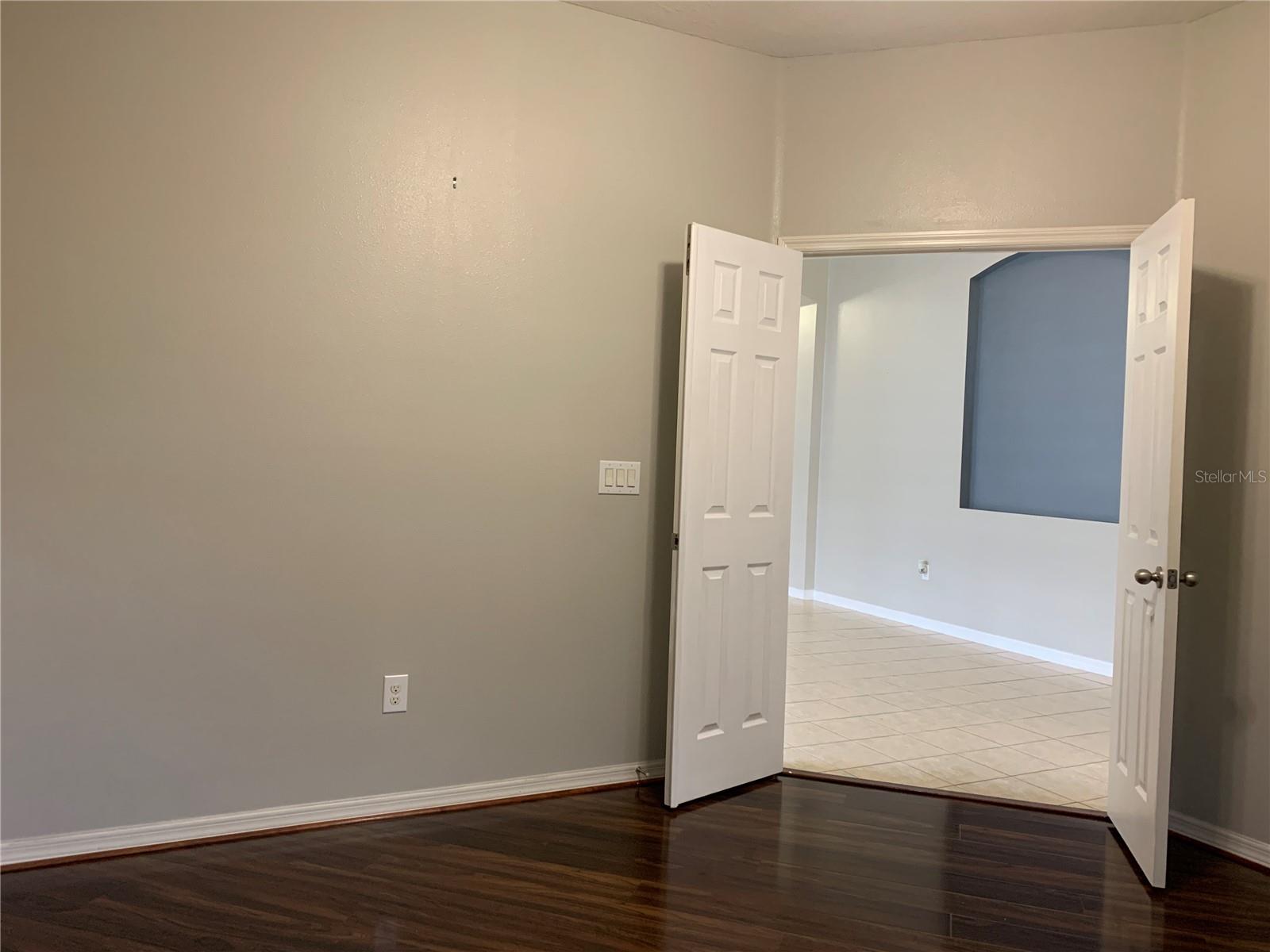 10308 HOLLAND RD — photo 8