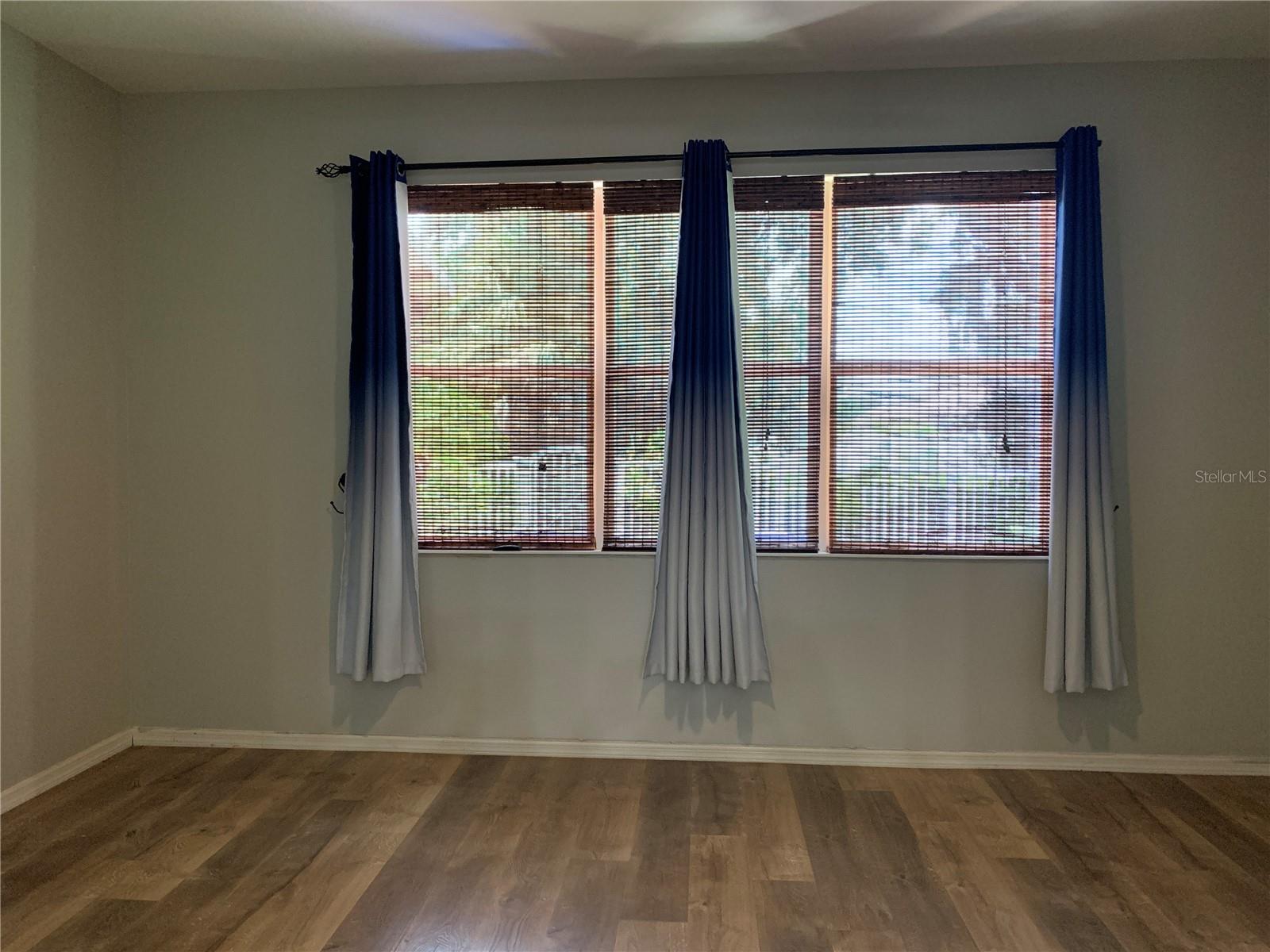 10308 HOLLAND RD — photo 32