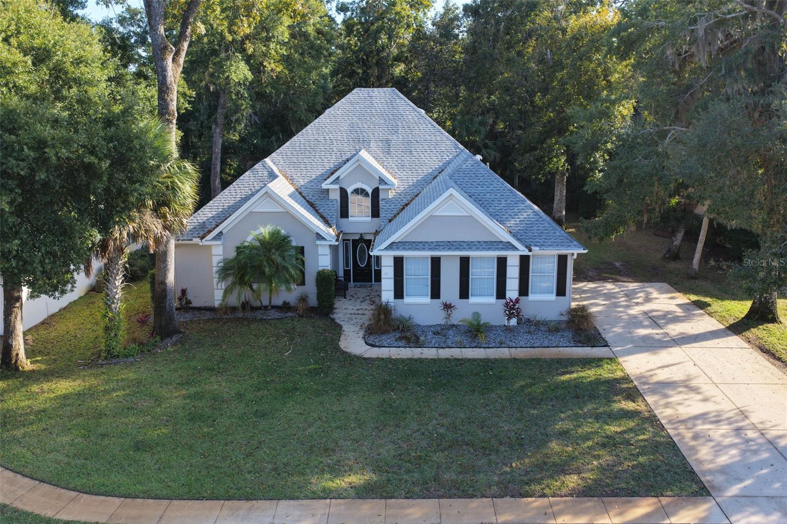 21 WHITEHALL CT photo