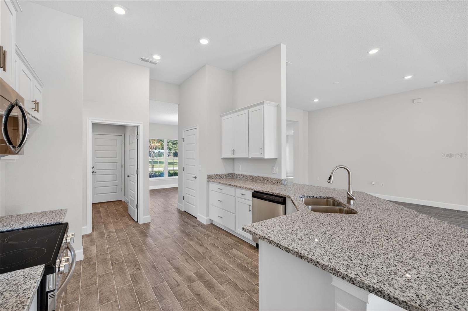 37298 HIDDEN VIEW CIR — photo 24