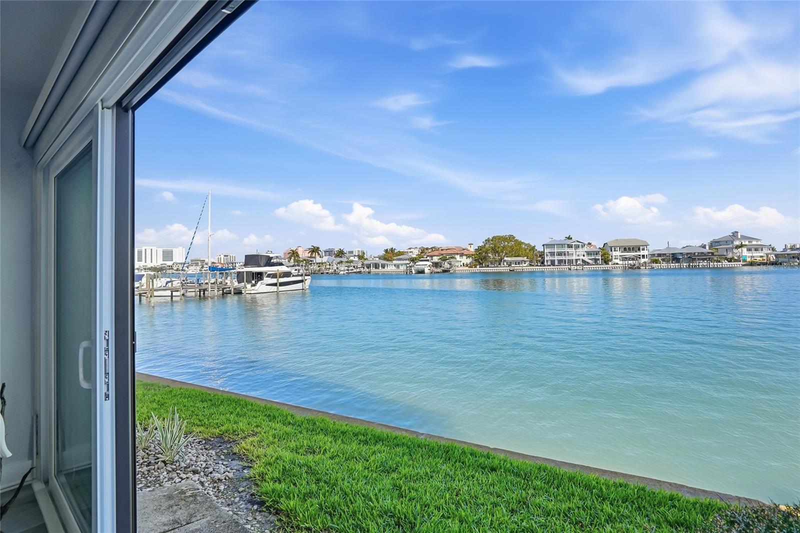 868 BAYWAY BLVD #101 photo