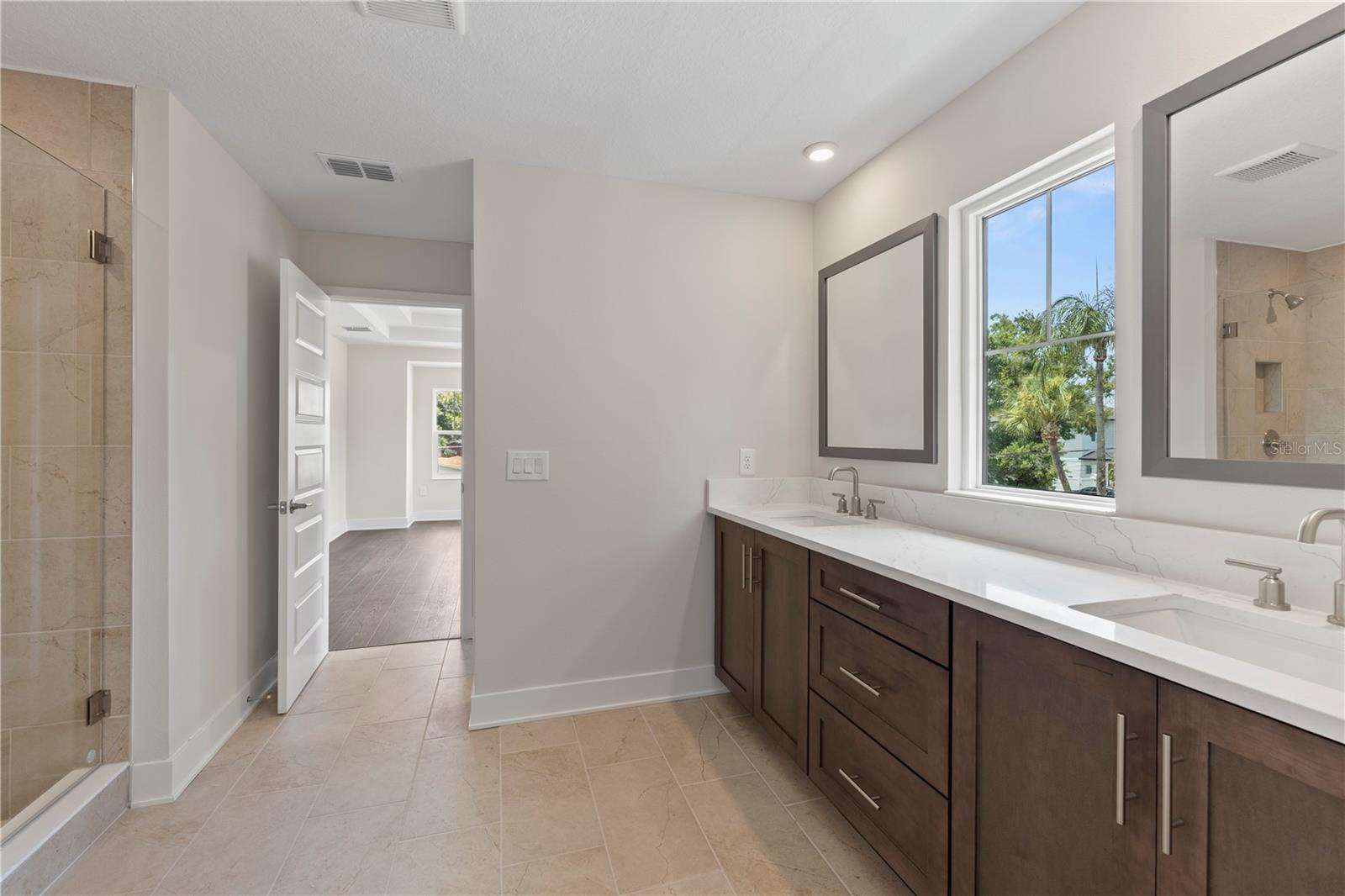 1522 W ARCH ST — photo 19